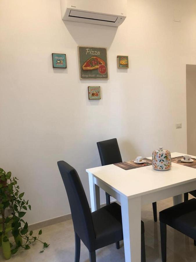 Annie'S Riviera Apartment Naples Luaran gambar
