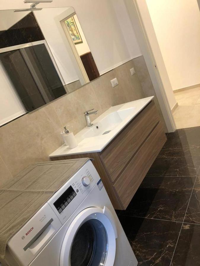 Annie'S Riviera Apartment Naples Luaran gambar